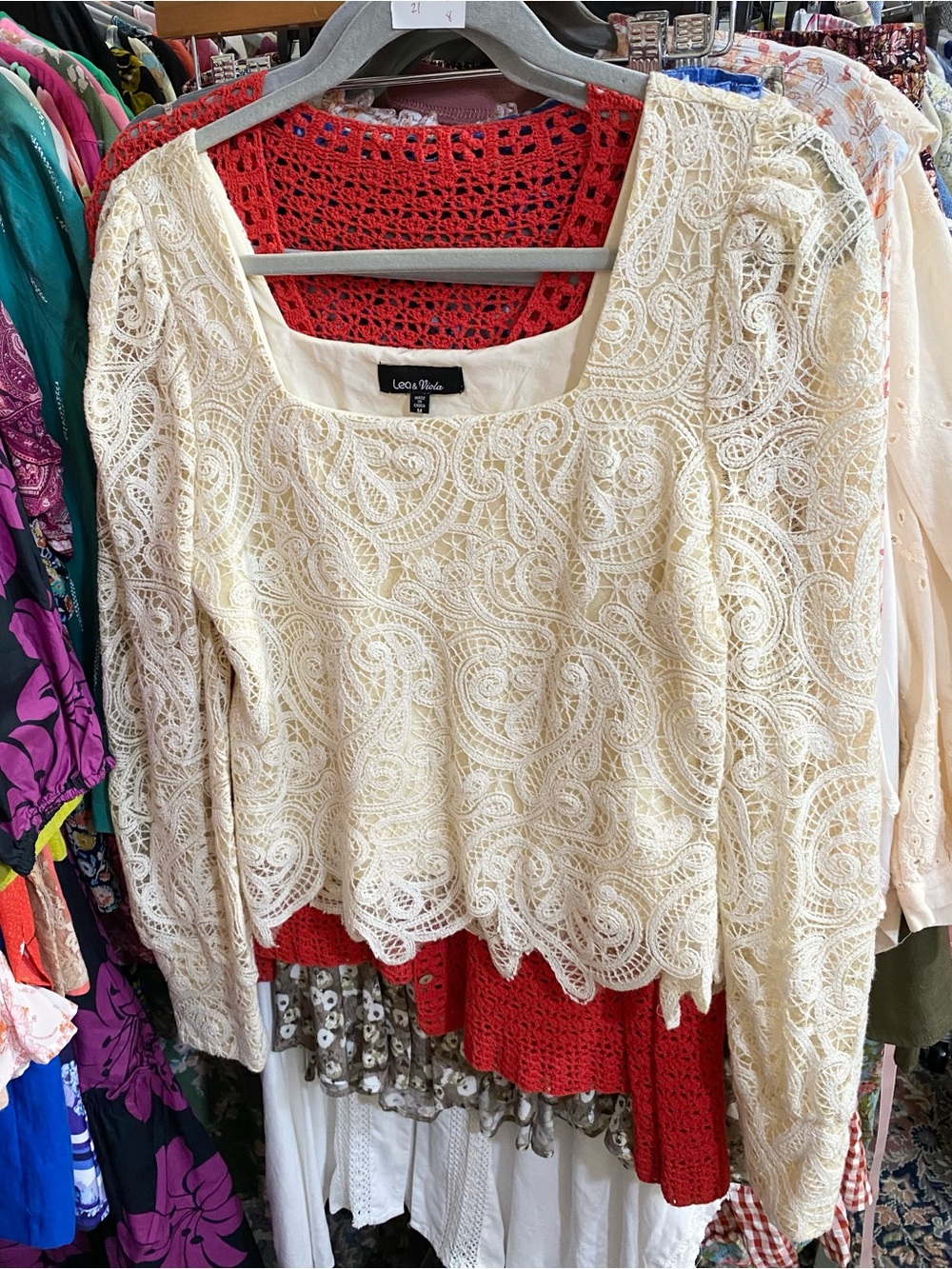 Lea & viola ivory lace long sleeve top fitted size M 17” ptp